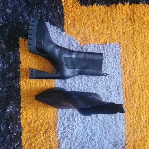 Steve Madden Millie Size 8 - Picture 3 of 4